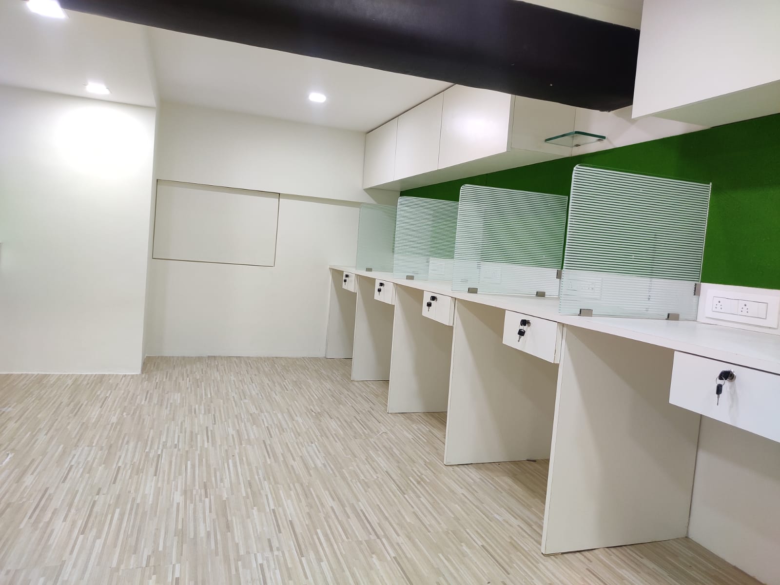 Crystal Plaza office interior 37
